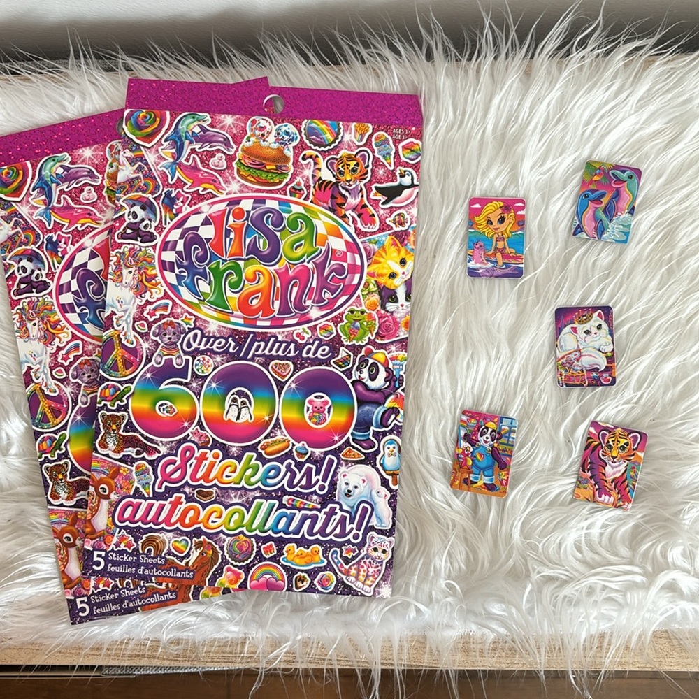 Lisa Frank Bundle 🌈 - 5 magnetics & 2 sticker books